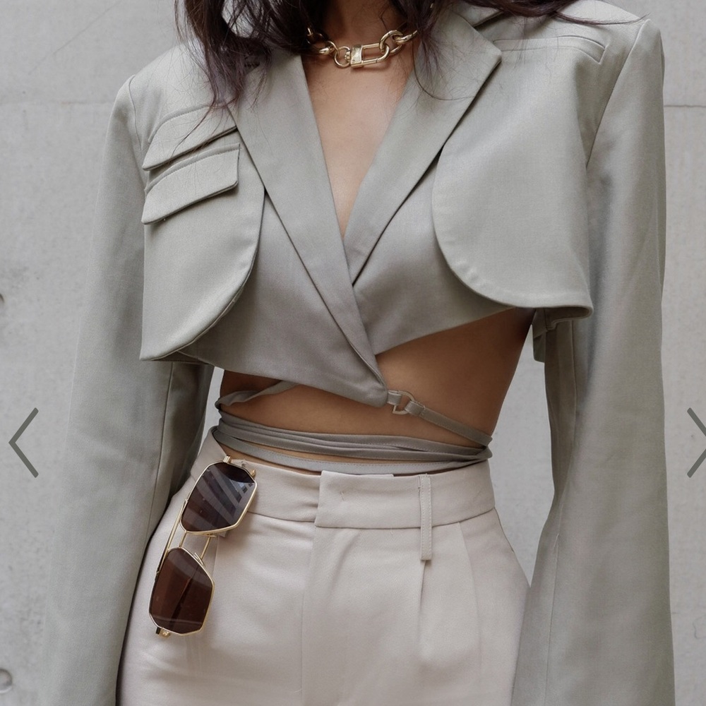 LIONESS - MIAMI VICE CROP JACKET IN STONE